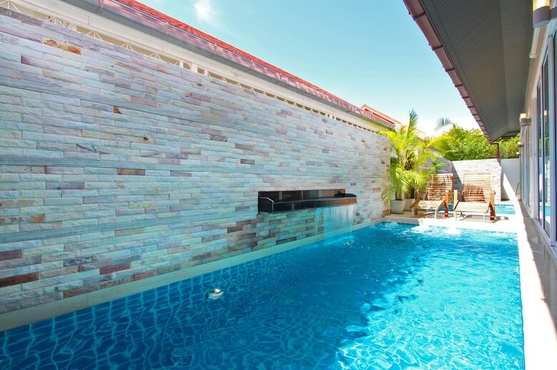 The Ville Jomtien Pool Villa