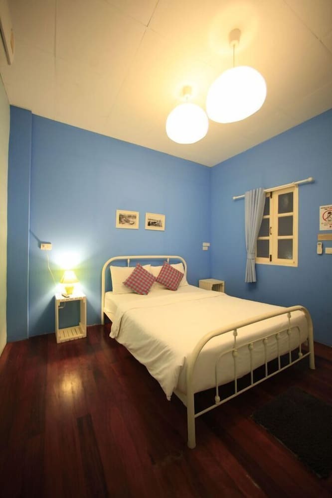 Hostal Ai Phuket Hostel