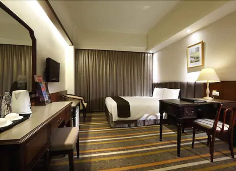 Urban Hotel 33