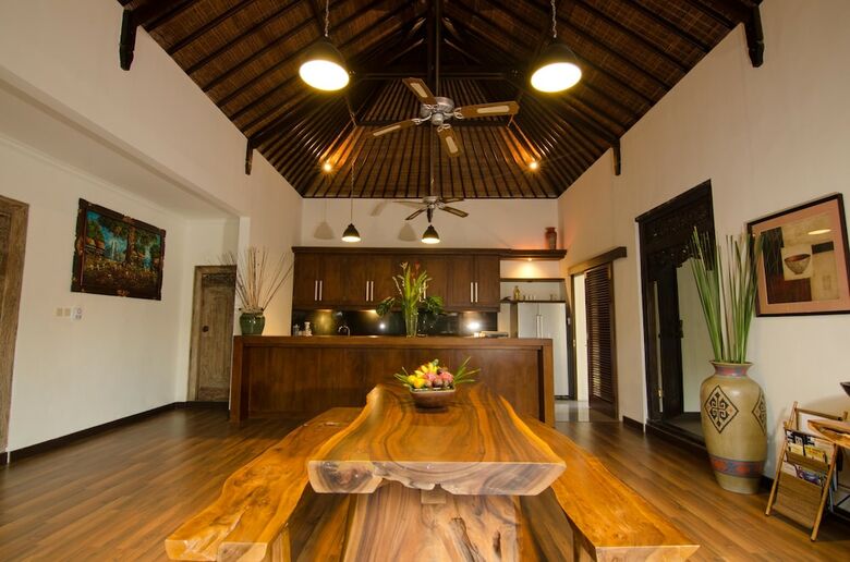 Villa Nesanur