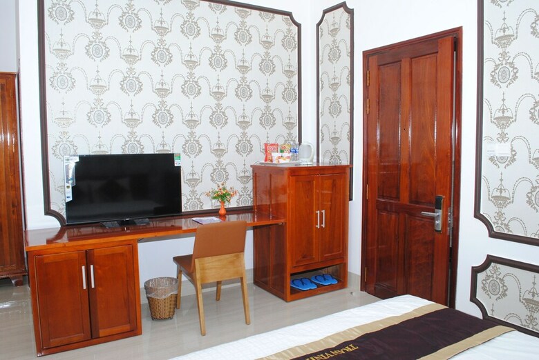Tran Vinh Hotel