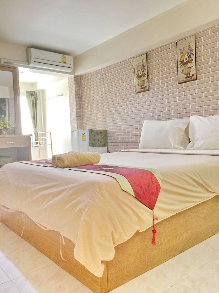 Hotel Jang Sripoom House