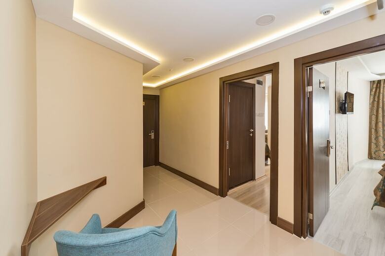 Marmara Place Old City Hotel