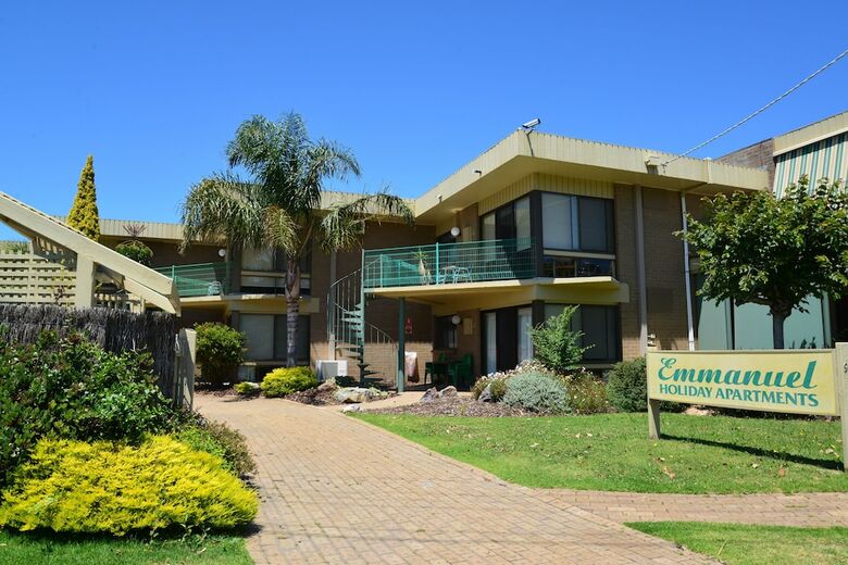 Aparthotel Emmanuel Holiday Apartments