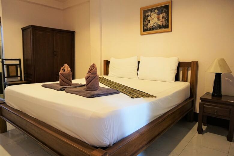 Hotel My Mum Home