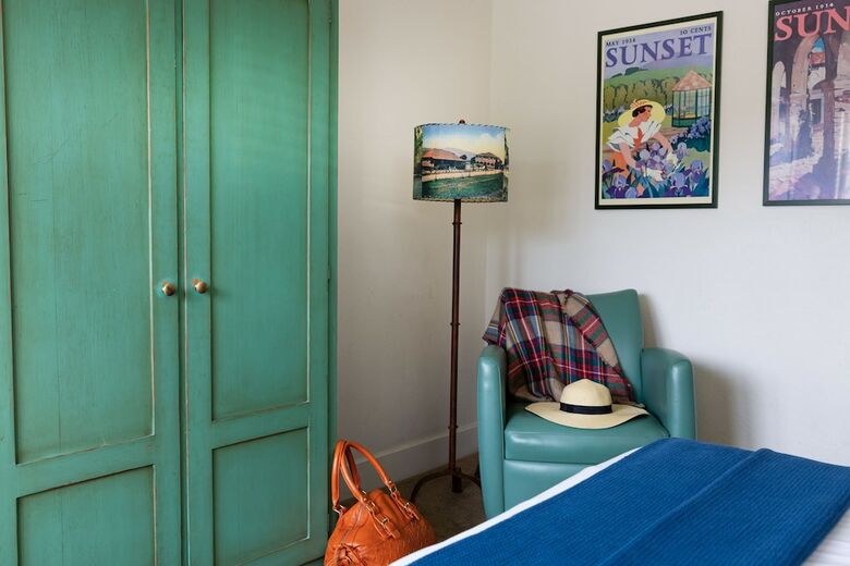 Hotel Sonoma Creek Inn