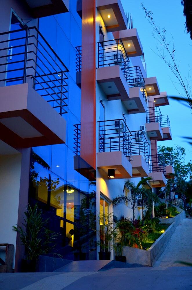 Hotel The Orient Beach Boracay