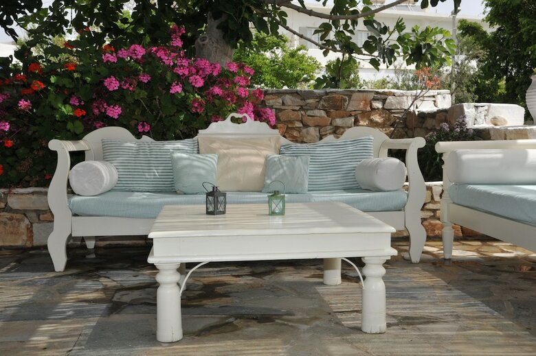 Aparthotel Anezina Village