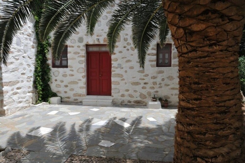 Aparthotel Anezina Village
