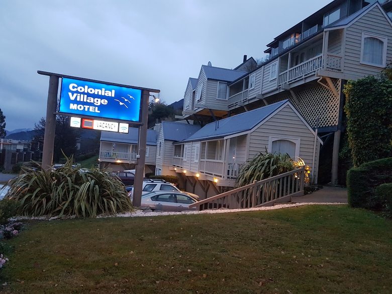 Colonial Village Motel