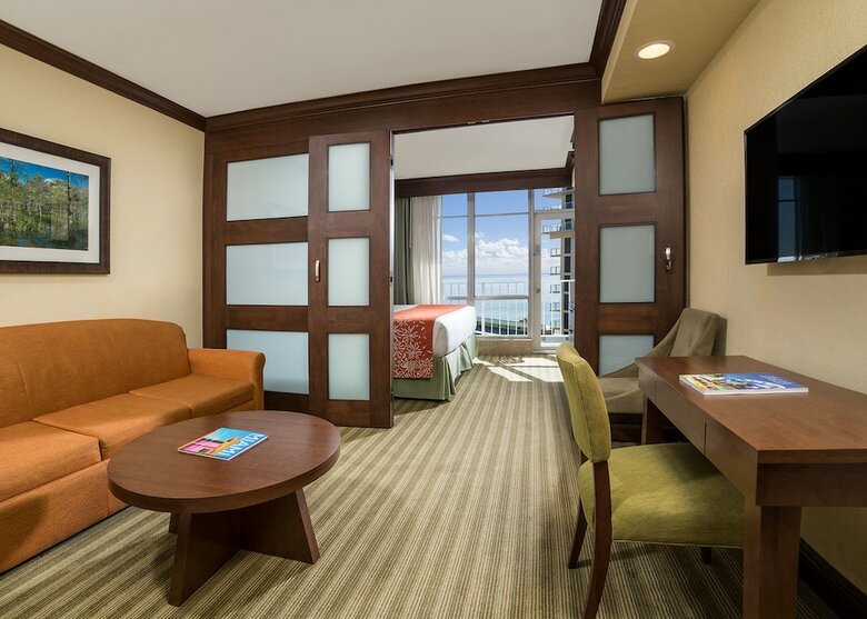 Apartamento Newport Beachside Resort