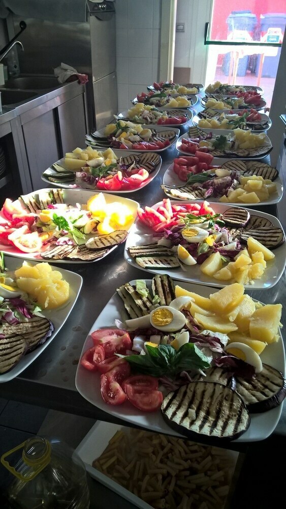Hotel Tritone