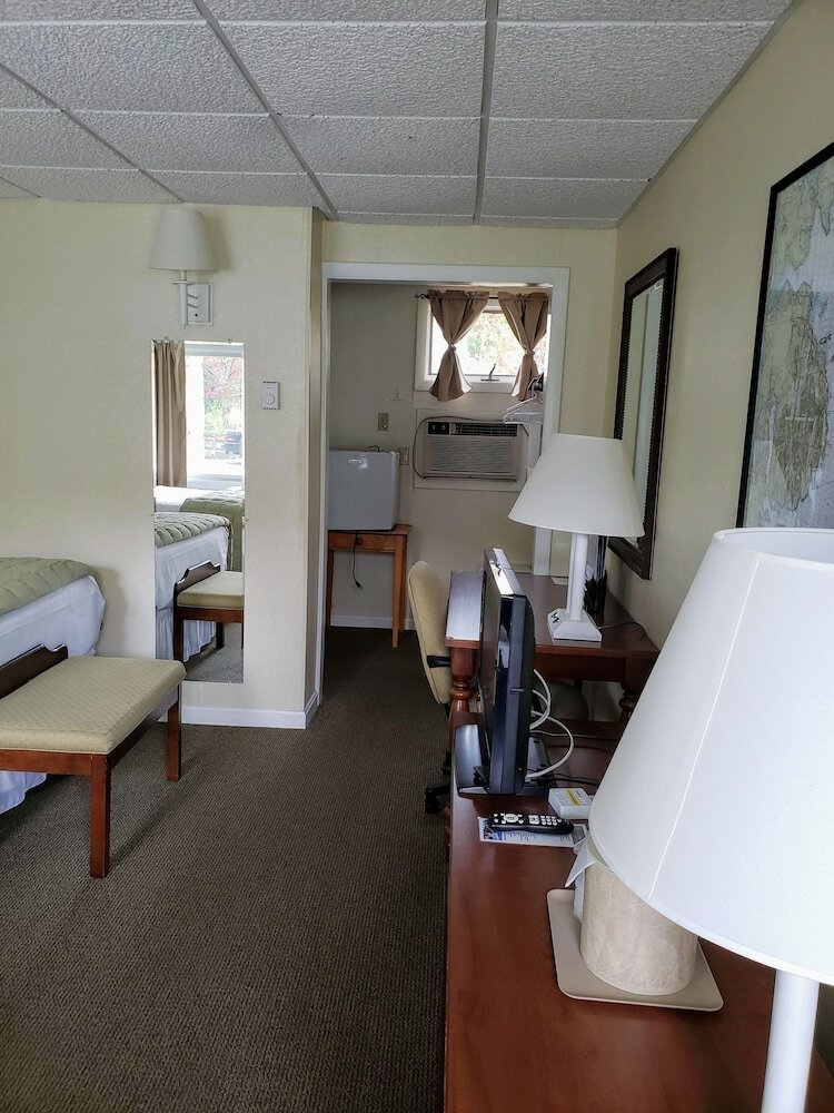 Hotel Moseley Cottage Inn & Town Motel