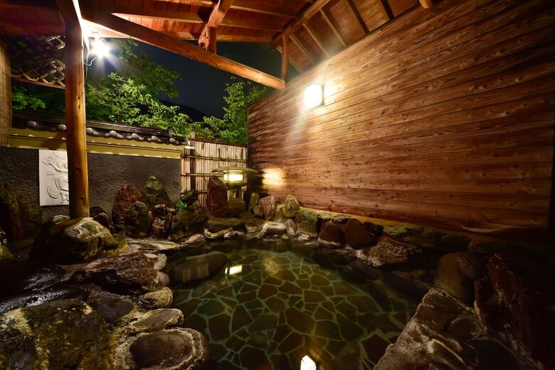 Kusatsu Onsen Kiyoshigekan