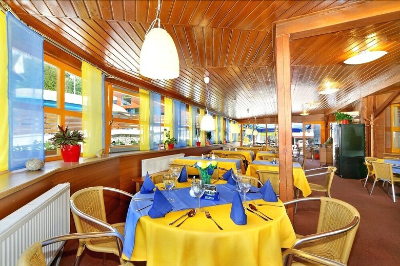 Hotel Aqua Park ?pindler?v Ml�n