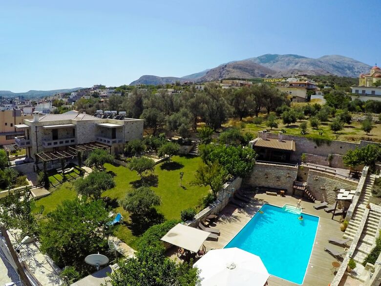 Apartamentos Asion Lithos
