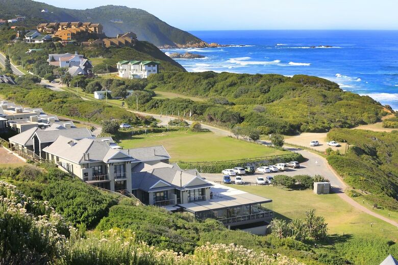 Apartamentos Brenton Haven Beachfront Resort