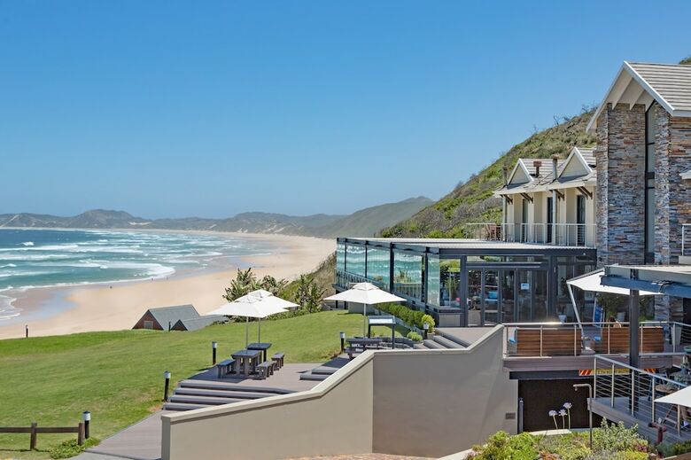 Apartamentos Brenton Haven Beachfront Resort