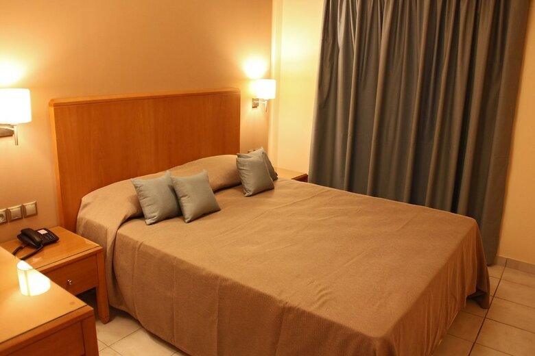 Aparthotel Sandy's Studios Apartments & Log Villas