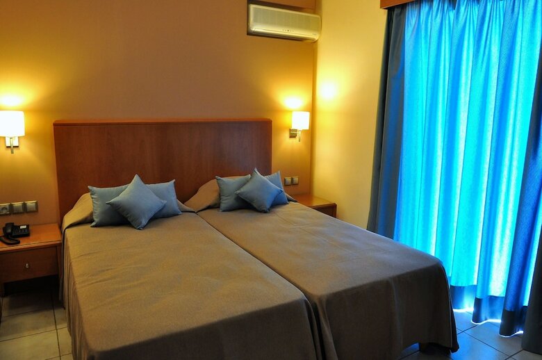 Aparthotel Sandy's Studios Apartments & Log Villas