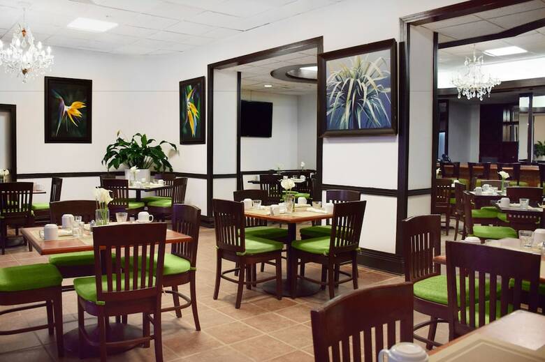 Aparthotel Seacoast Suites On Miami Beach