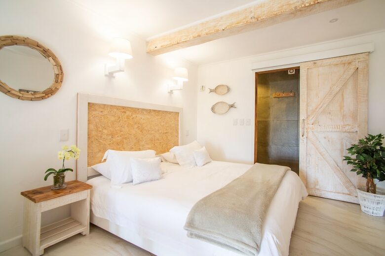 Apartamentos African Violet Guest Suites