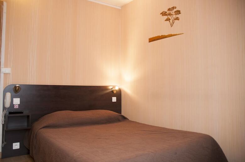 Hotel H�tel Les Rosiers
