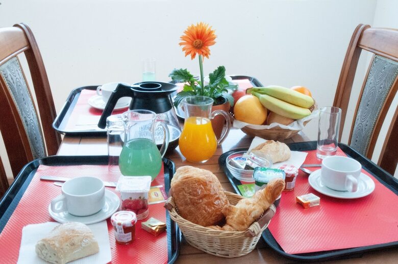 Hotel H�tel Les Rosiers