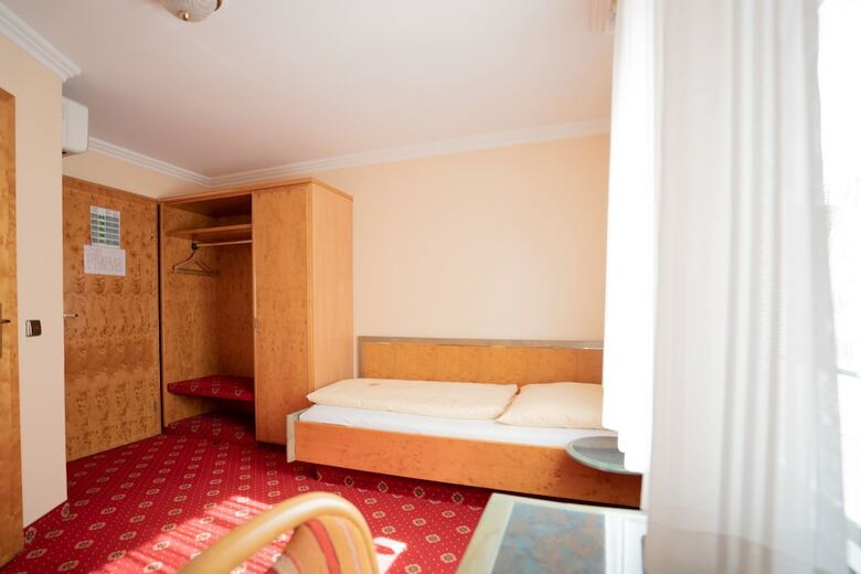 Hotel Adler