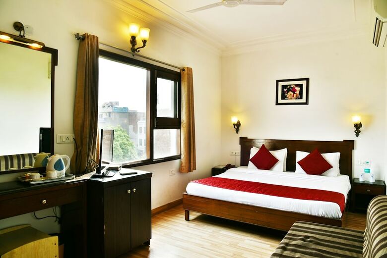 Hotel Sapphire