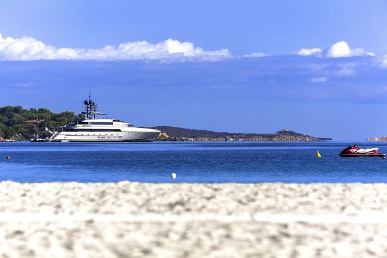 Colonna Beach Hotel