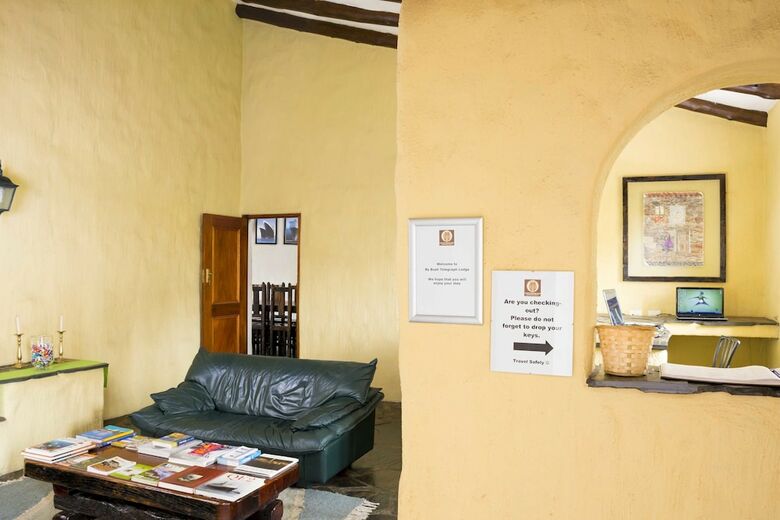 Hotel By Bush Telegraph Lodge