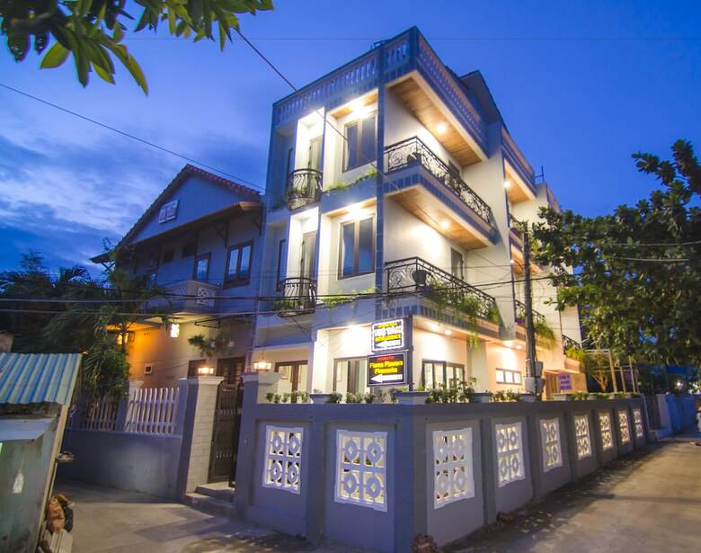 Hotel Tue Tam Villa
