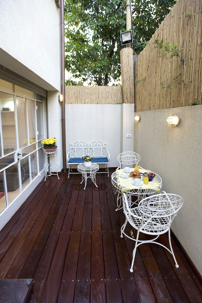 Molcho Neve Tzedek Apartments By Master