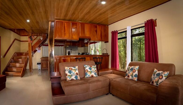 Hostal Hotel Roca Verde
