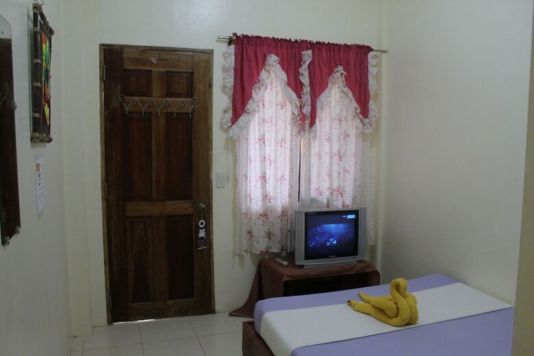 Hotel Escurel Inn