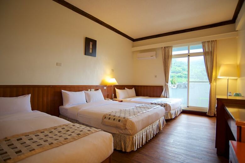 Newjhihben Hotel