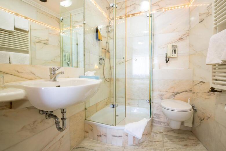 Aaaa Hotelwelt K�bler