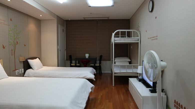 Apartamentos Hostel Coco