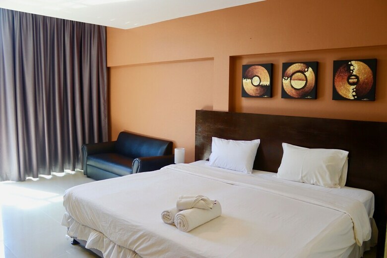Hotel Baan Oui Phuket Guest House