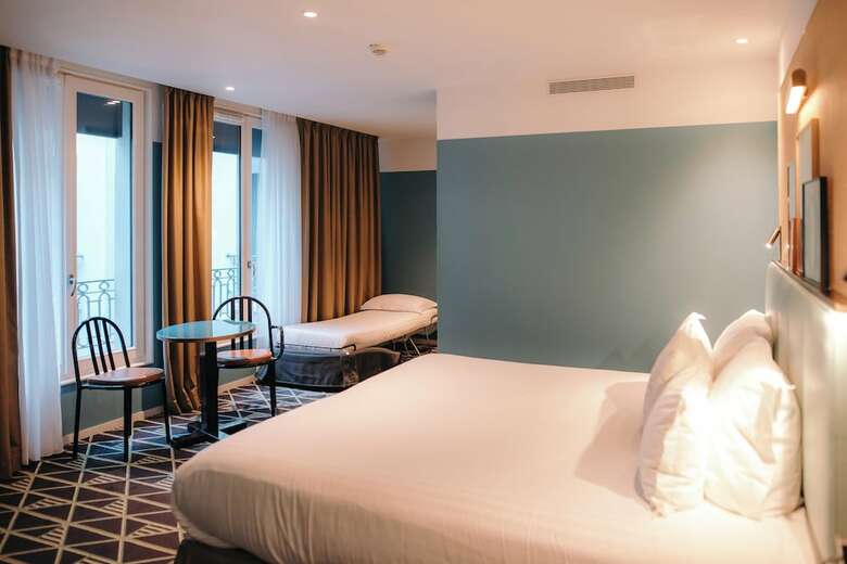 Hotel H�tel Eiffel Blomet