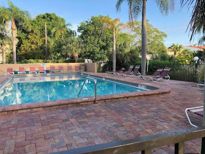 Captiva Beach Resort