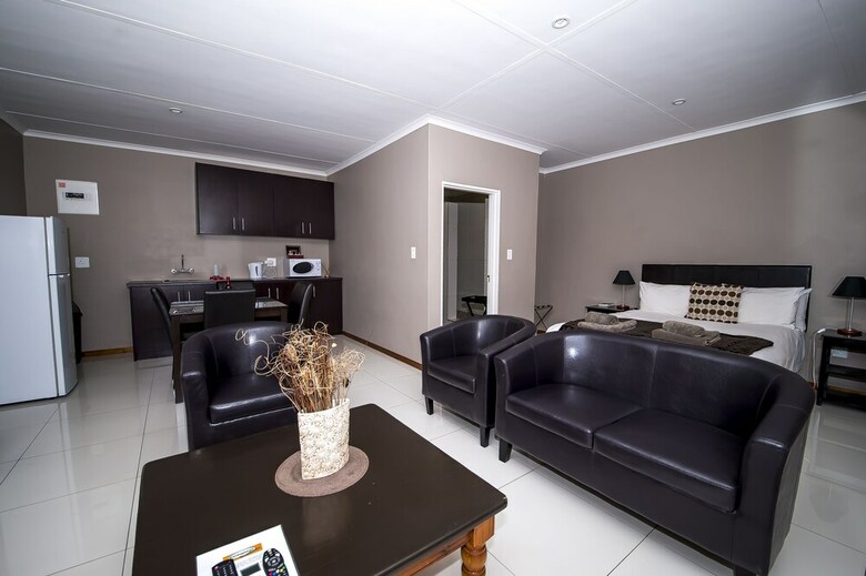 Hotel Kleinplasie Guesthouse