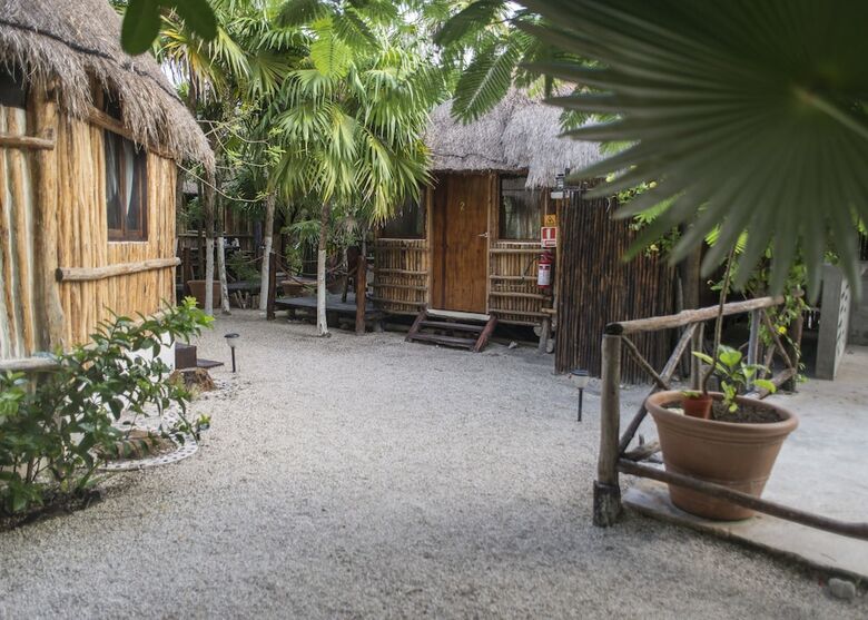 Hotel Maya Cabanas & Cenote Tulum