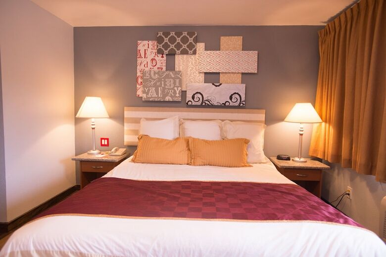 Hotel Green World Inn