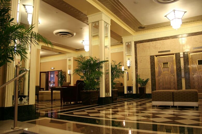 Ambassador Hotel - Milwaukee