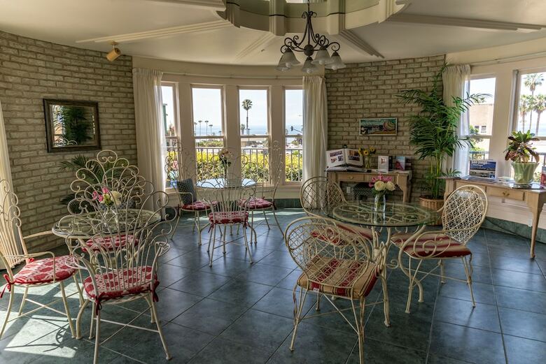 Bed & Breakfast Cardiff By The Sea Lodge
