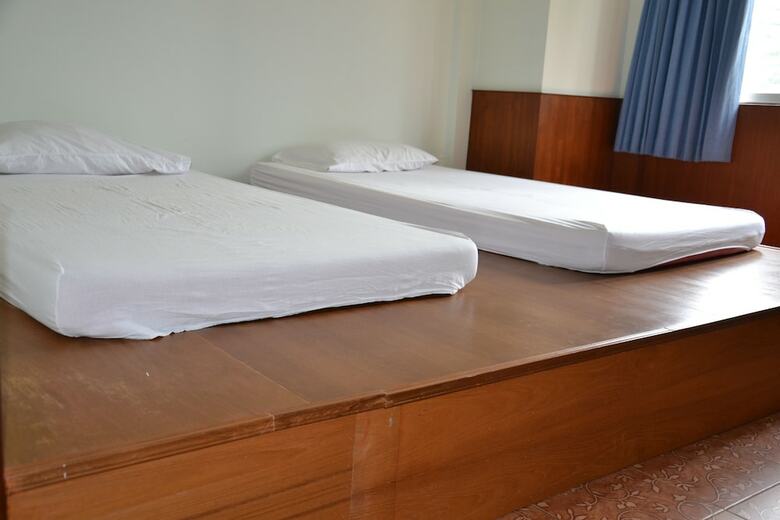 At Bangkok Hotel