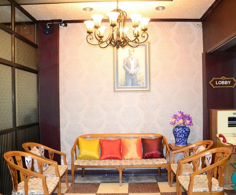 At Bangkok Hotel