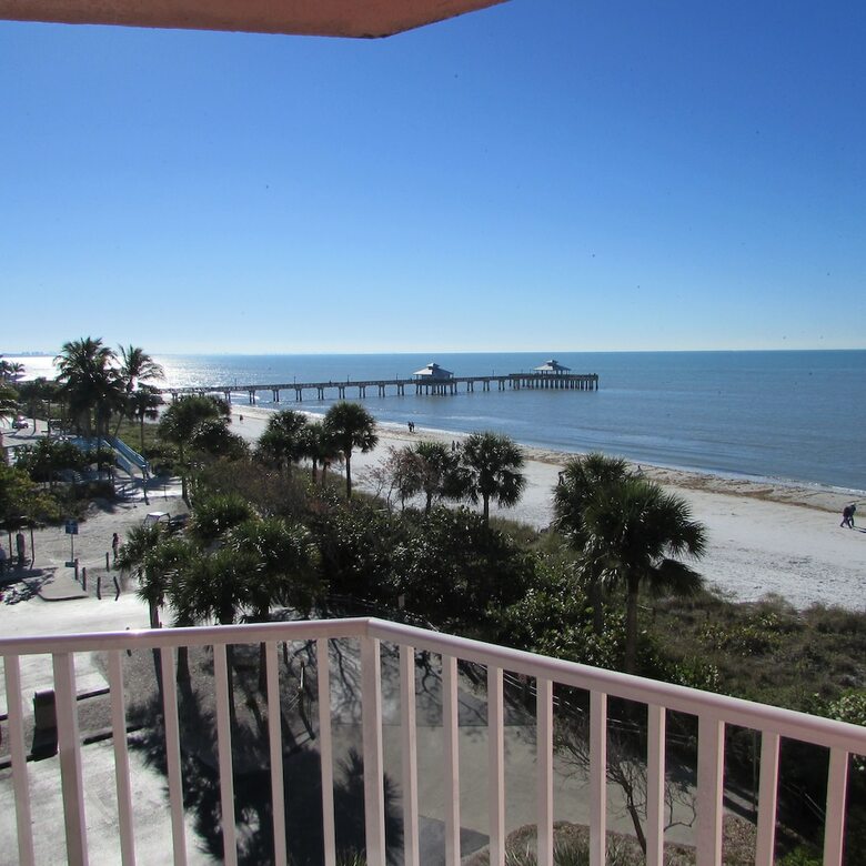 Edison Beach House